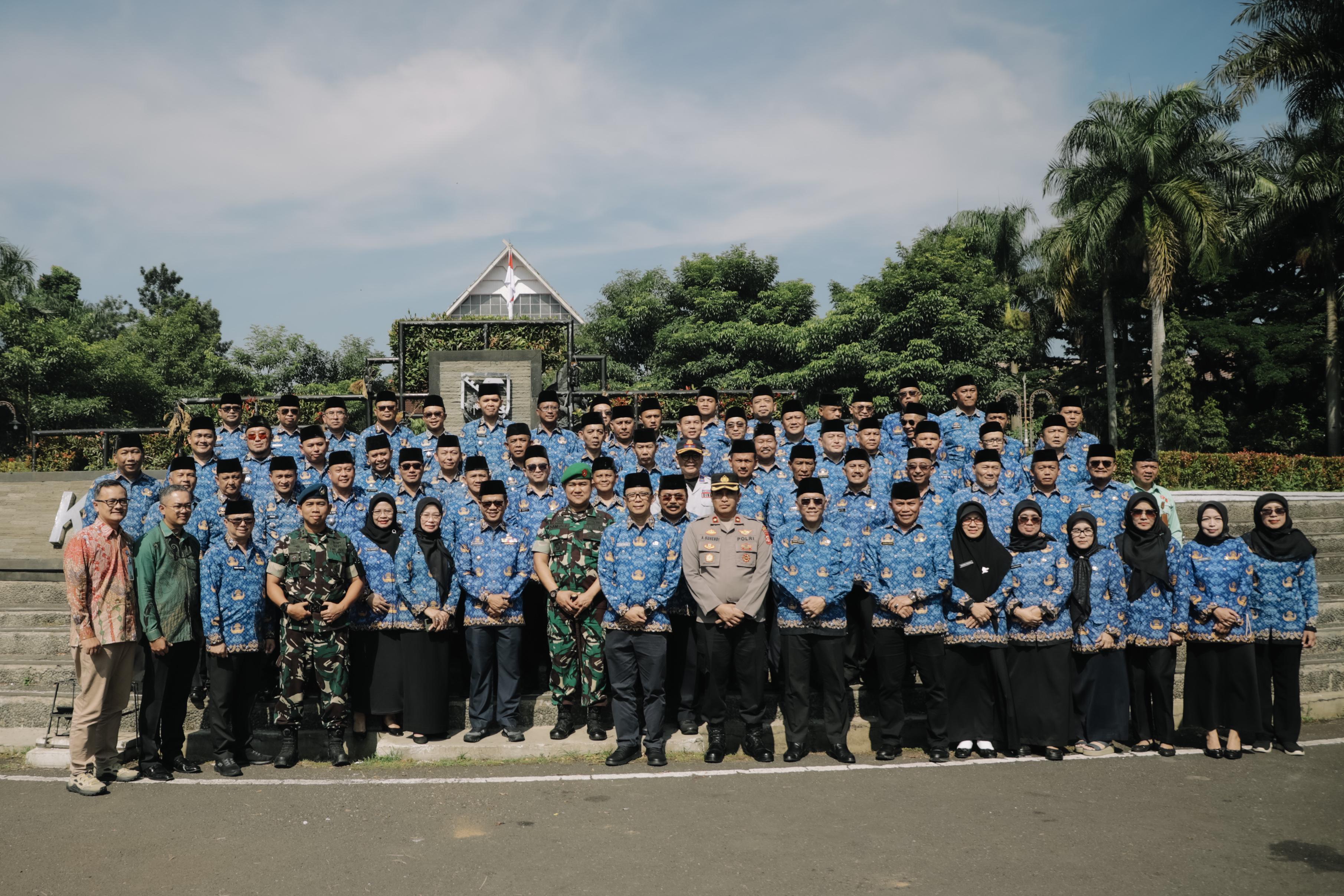 kegiatan-upacara-pengibaran-bendera-merah-putih