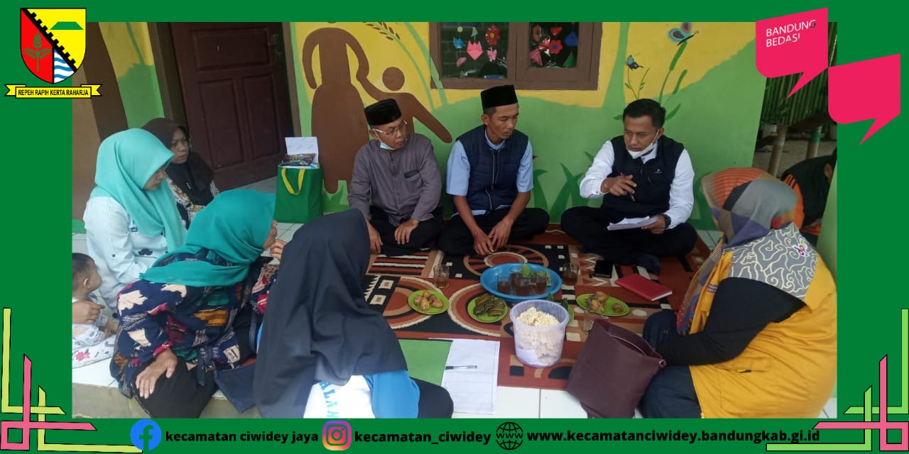 kegiatan-sekretaris-kecamatan-dan-kasi-pemberdayaan-masyarakat-kecamatan-ciwidey
